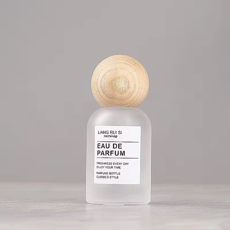 30ml Round Frosted Glass Perfume Bottle with Sprayer - Image 3