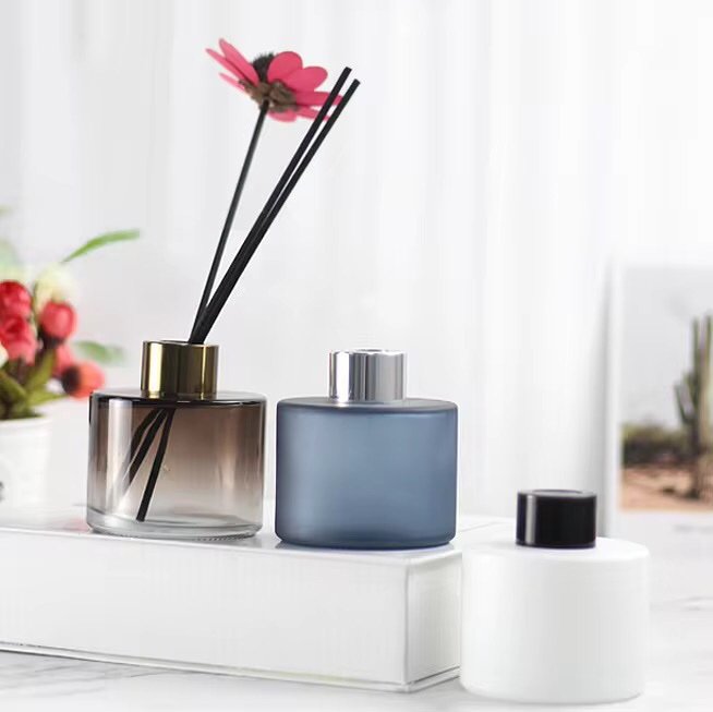 Classic Matte Glass Reed Diffuser Bottle Set (50ml-200ml) - Image 2
