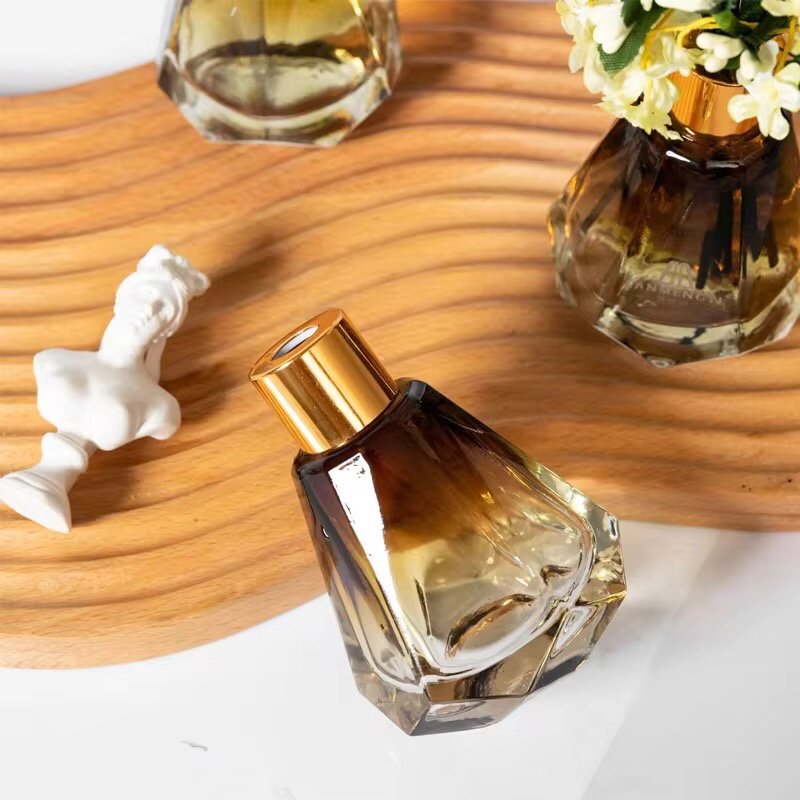 60ml Conical Luxury Reed Diffuser Bottle - Image 4