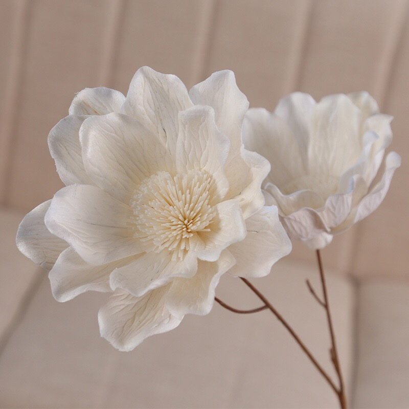 13cm white magnolia flower with 15-petal design for home fragrance diffusers