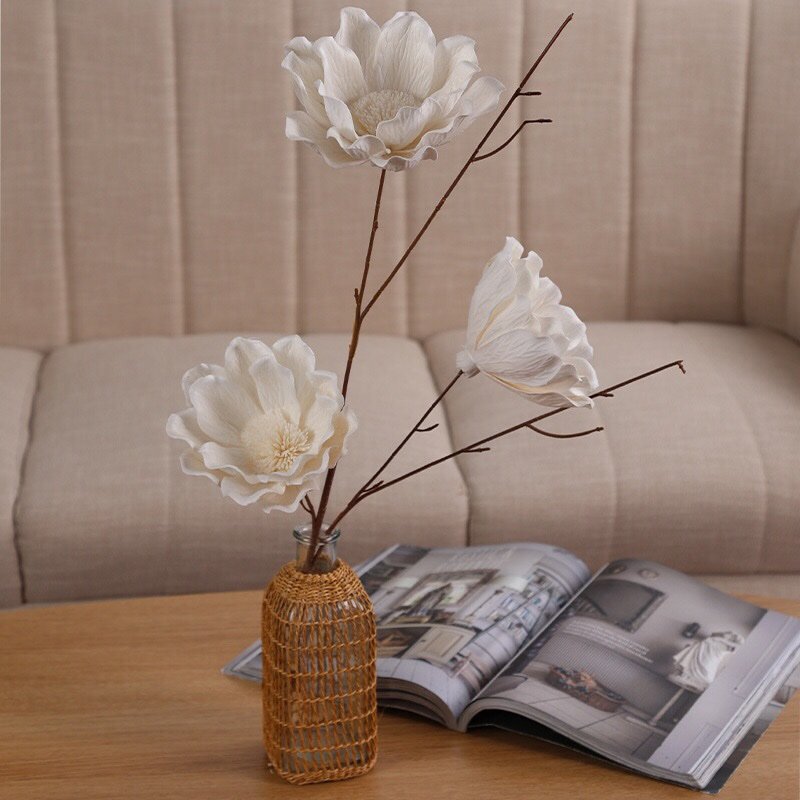 Side view comparison of 8cm and 13cm artificial magnolia flower sizes