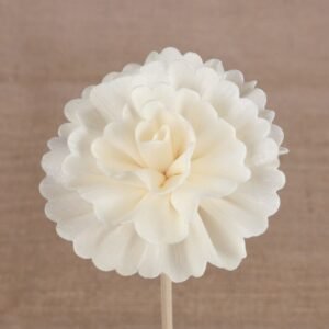 Overhead view of a 5cm white spray rose, showcasing its symmetrical bloom and ready-to-use vine stem attachment.