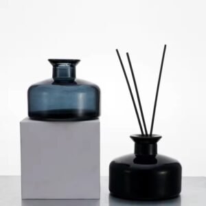 Deep blue and bright black 200ml reed bottles – pair display, dark elegant tones