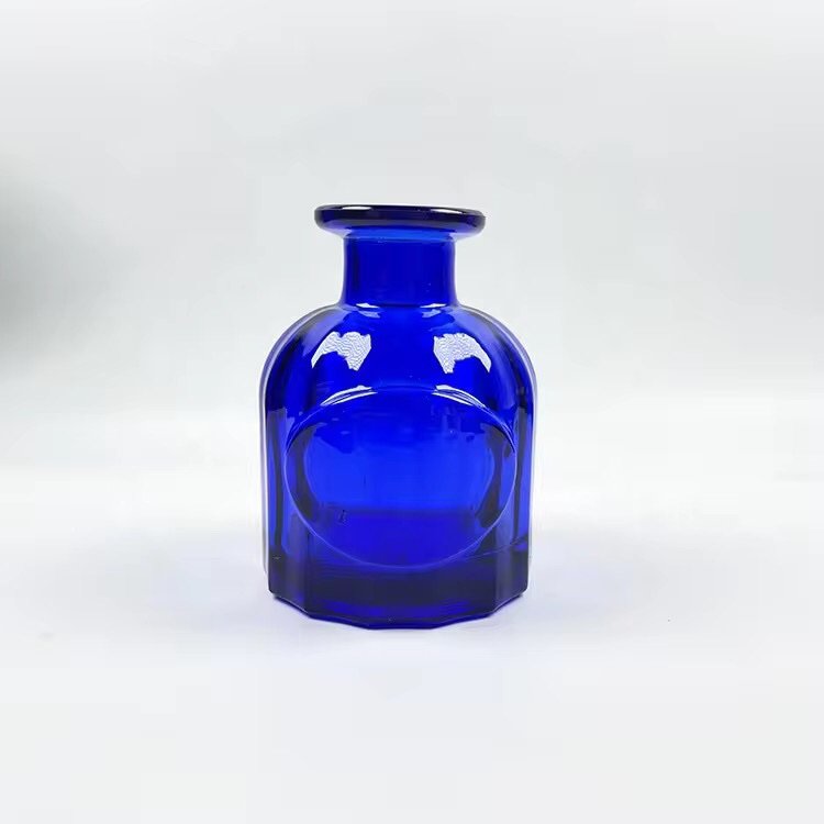 Clear blue 50ml aromatherapy bottle without cap – open neck, ready for reed sticks or sprayer
