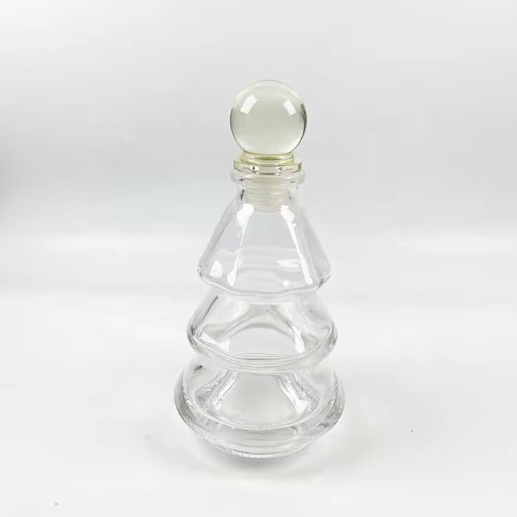 100ml Christmas tree shaped aromatherapy bottle with clear droplet glass lid – transparent glass, tree silhouette, elegant display